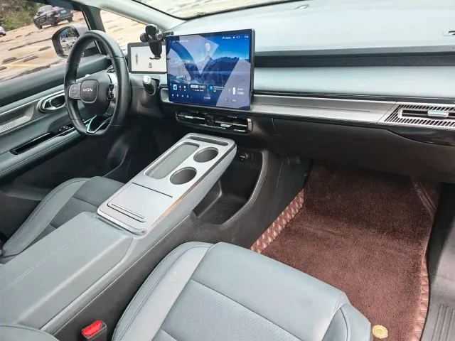 GAC Aion Y — Фото автомобиля 12