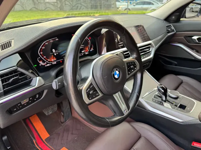 BMW 3 Series — Фото автомобиля 9