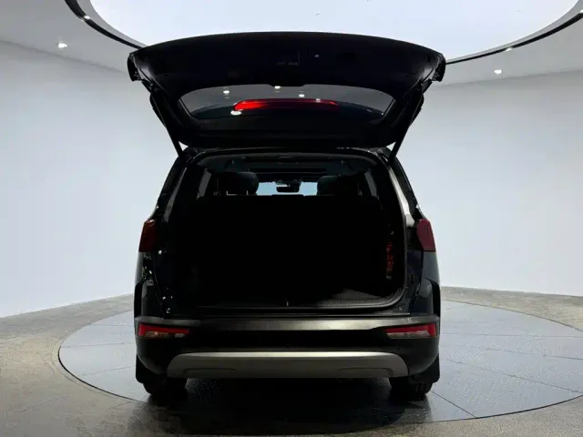 Hyundai Custo — Фото автомобиля 7