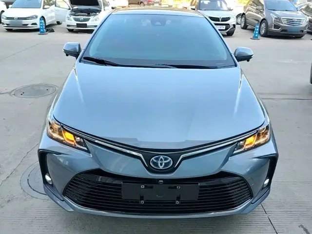 Toyota Corolla — Фото автомобиля 2