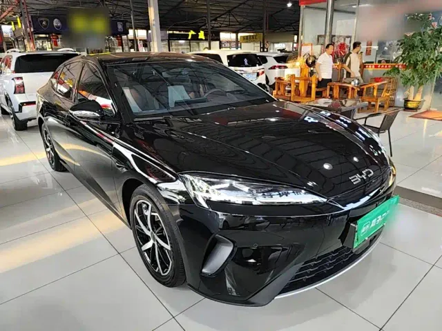 BYD Seal 07 DM-i — Фото автомобиля 3