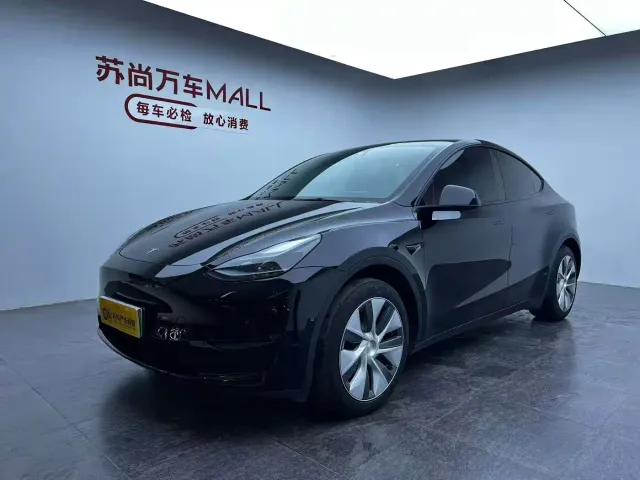 Фотография автомобиля — Tesla Model Y