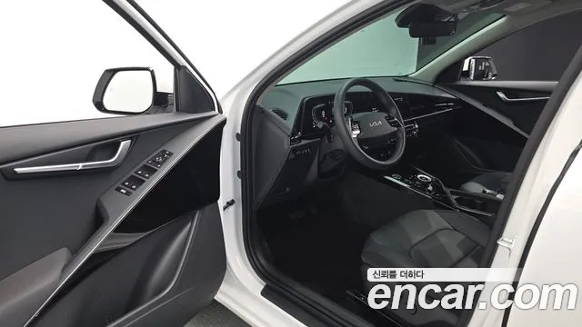 Kia Niro The All New Niro — Фото автомобиля 10
