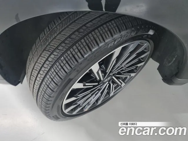 Hyundai Santafe Santa Fe (MX5) Бензин 2.5T 2WD — Фото автомобиля 19