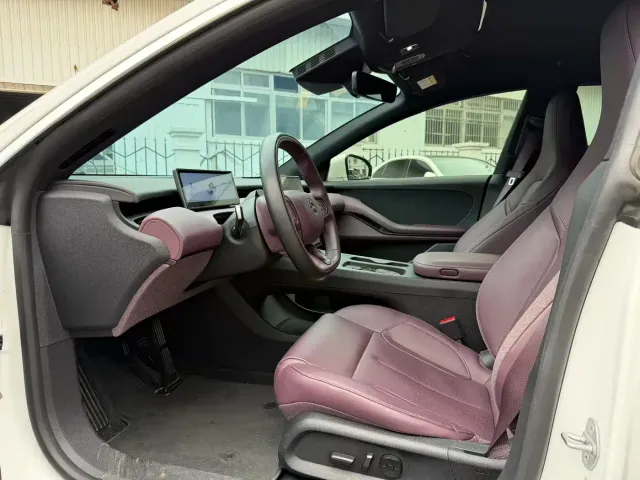 Nio ET5 Touring — Фото автомобиля 4