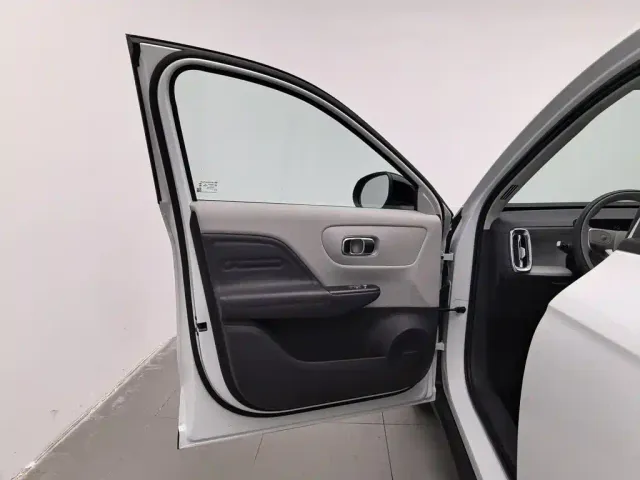 Leapmotor B10 — Фото автомобиля 8