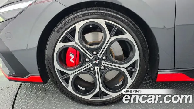 Hyundai AVANTE — Фото автомобиля 5