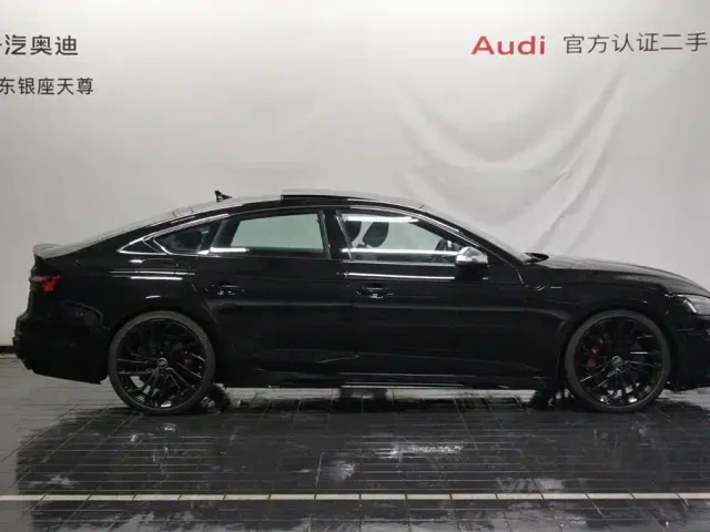 Audi RS 5 — Фото автомобиля 4