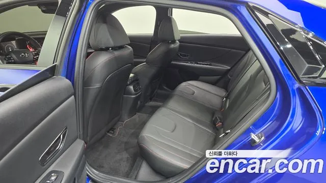 Hyundai Avante CN7 — Фото автомобиля 11