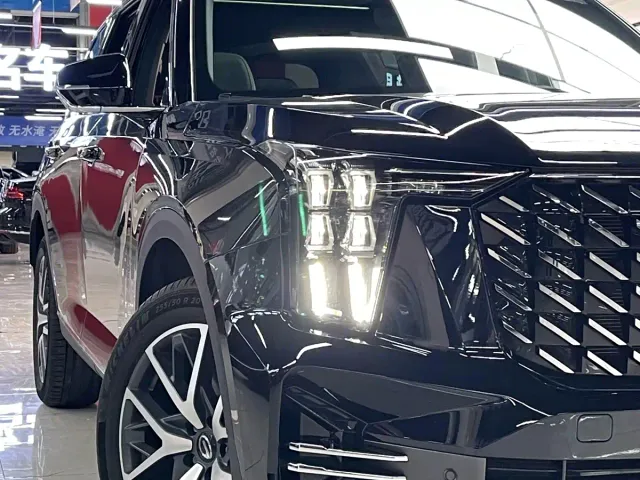 GAC Trumpchi GS8 — Фото автомобиля 6
