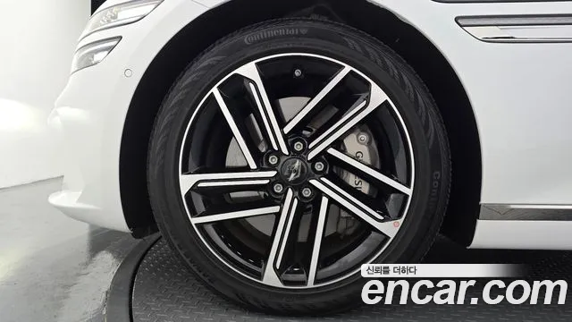 Genesis G80 RG3 — Фото автомобиля 5