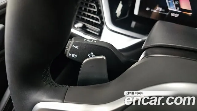 BMW X6 xDrive40i M Sport — Фото автомобиля 26