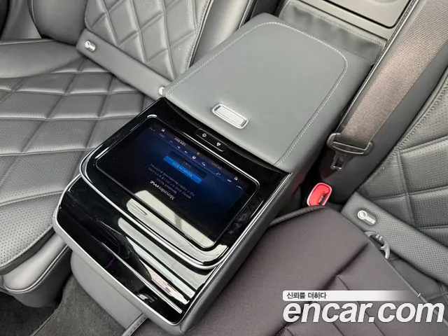 Mercedes-Benz S-Class — Фото автомобиля 12