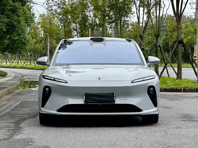 Nio ET5 — Фото автомобиля 2