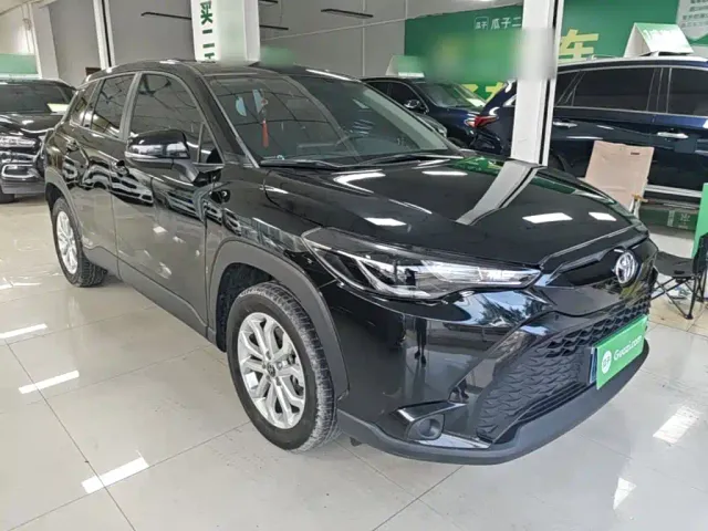 Toyota Frontlander — Фото автомобиля 3