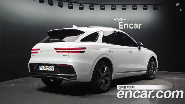 Genesis GV70 — Фото автомобиля 2