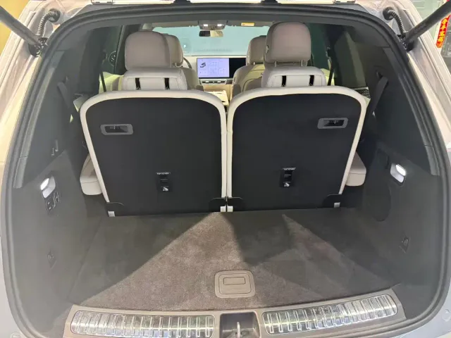 Li Auto L8 — Фото автомобиля 6