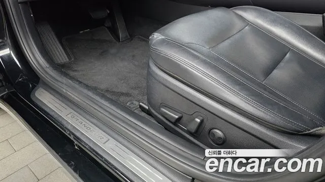 Hyundai Grandeur New — Фото автомобиля 28