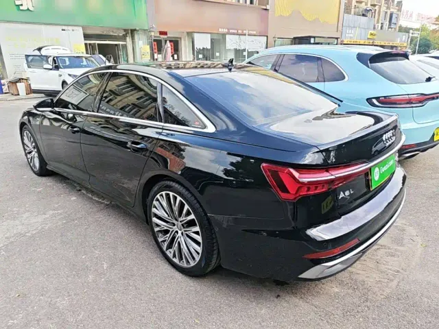 Audi A6L — Фото автомобиля 4