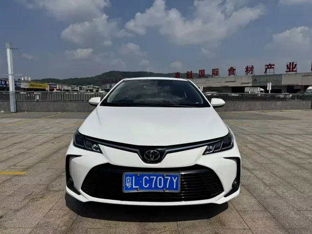 Toyota Corolla — Фото автомобиля 2