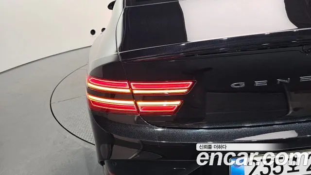 Genesis G80 RG3 — Фото автомобиля 8