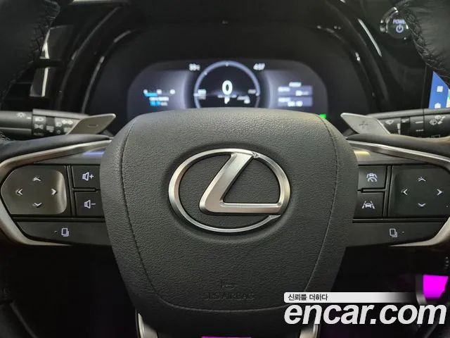 Lexus RX — Фото автомобиля 16