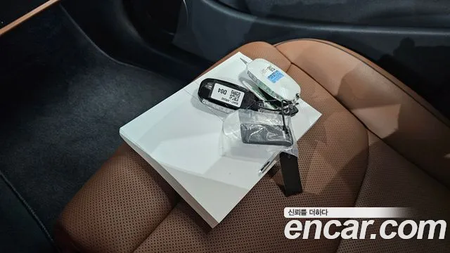 Genesis GV70 2.5T Бензин AWD — Фото автомобиля 13