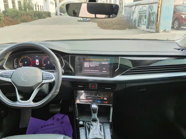 Volkswagen Passat — Фото автомобиля 9