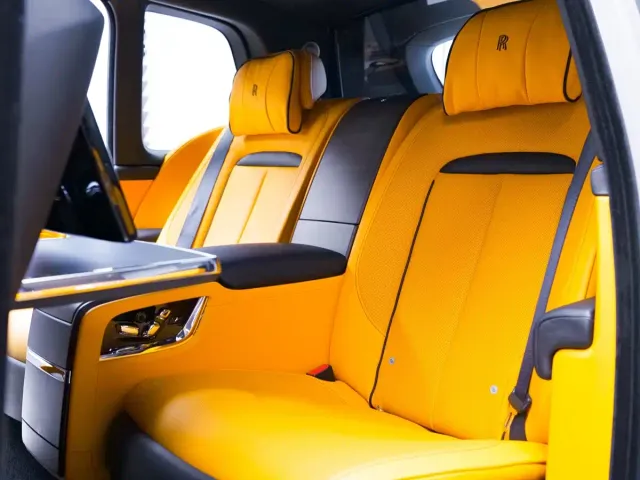 Rolls-Royce Cullinan — Фото автомобиля 20