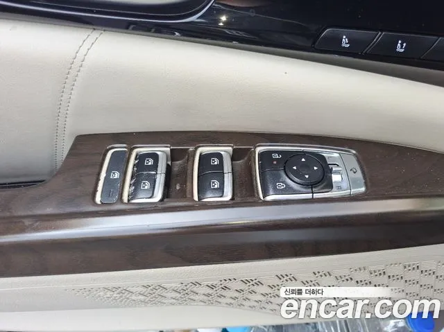 Kia Carnival Generation 4 — Фото автомобиля 13