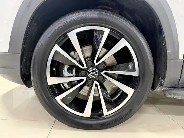 Volkswagen Tharu — Фото автомобиля 18
