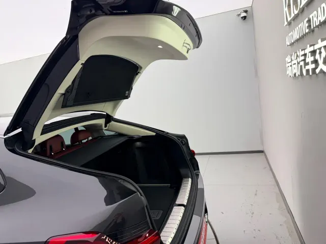 BMW X4 — Фото автомобиля 10