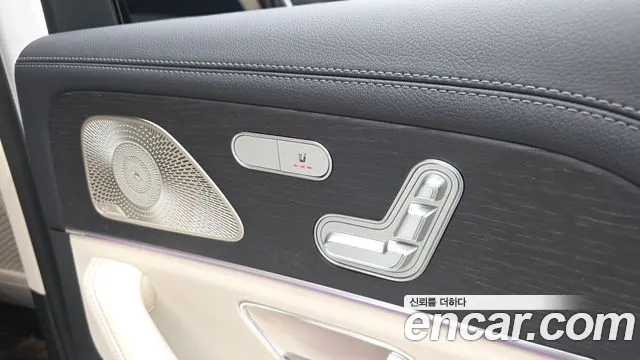 Mercedes-Benz GLE-Class — Фото автомобиля 19