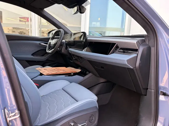 Audi Q6L e-tron — Фото автомобиля 15