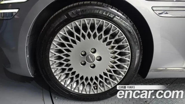 Genesis G80 Бензин 2.5 турбо AWD — Фото автомобиля 5