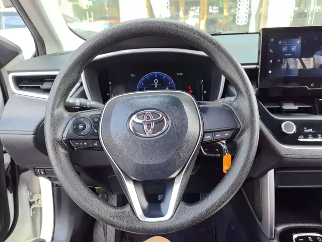 Toyota Frontlander — Фото автомобиля 10