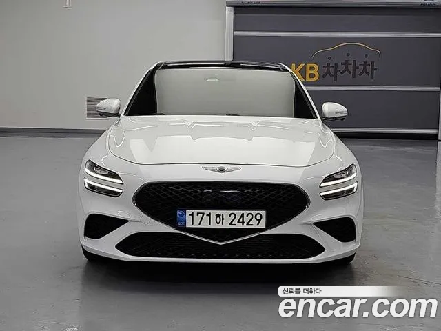 Genesis G70 New — Фото автомобиля 2