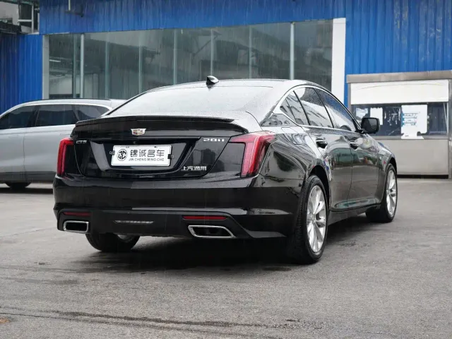 Cadillac CT5 — Фото автомобиля 9
