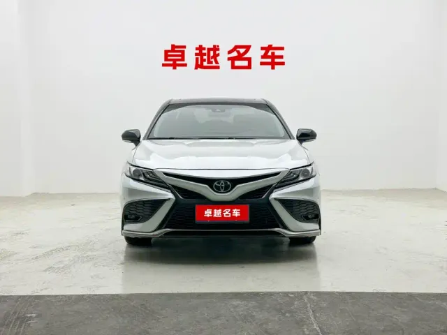 Toyota Camry — Фото автомобиля 6