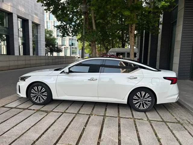 Nissan Teana — Фото автомобиля 7