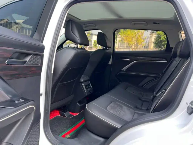 Haval H6 — Фото автомобиля 9