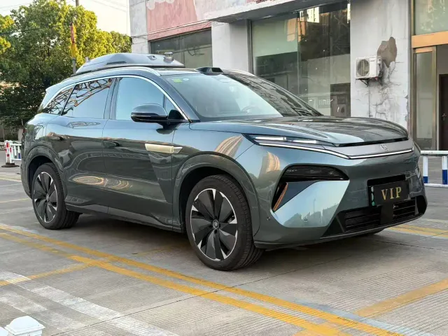 BYD Tang L — Фото автомобиля 3