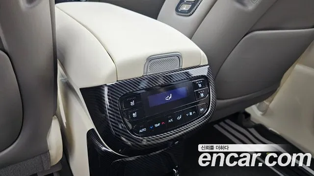 Hyundai Ioniq 9 — Фото автомобиля 23