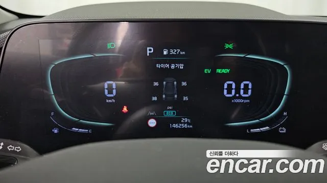 Kia Niro The All New Niro Signature — Фото автомобиля 7