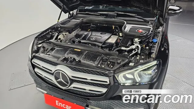 Mercedes-Benz GLE-Class — Фото автомобиля 6