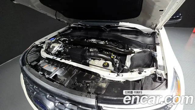 Ford Explorer Explorer 6 поколение 3.0 Platinum 4WD — Фото автомобиля 6