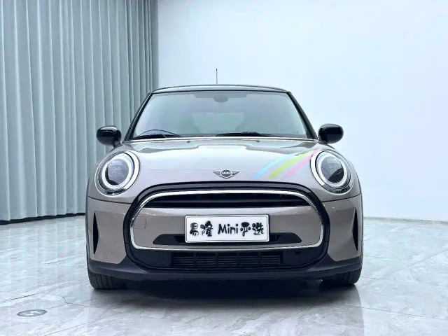 MINI Hatch — Фото автомобиля 2