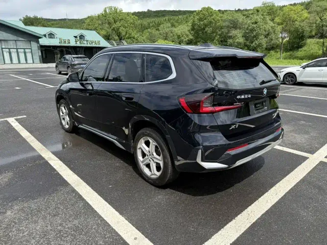 BMW X1 — Фото автомобиля 6