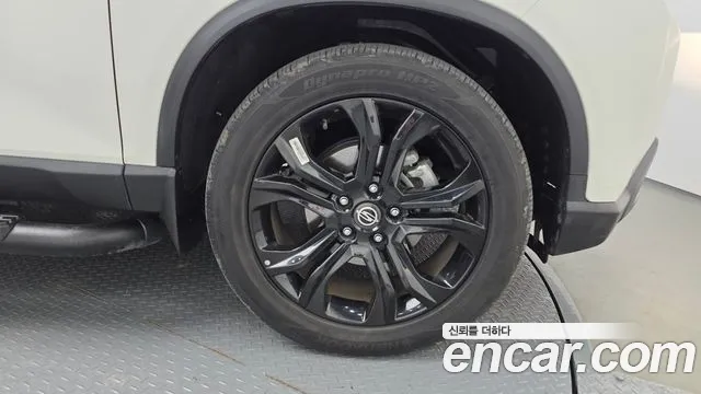 KG_Mobility_Ssangyong Rexton Новый Rexton Sport Khan Дизель 2.2 4WD — Фото автомобиля 21