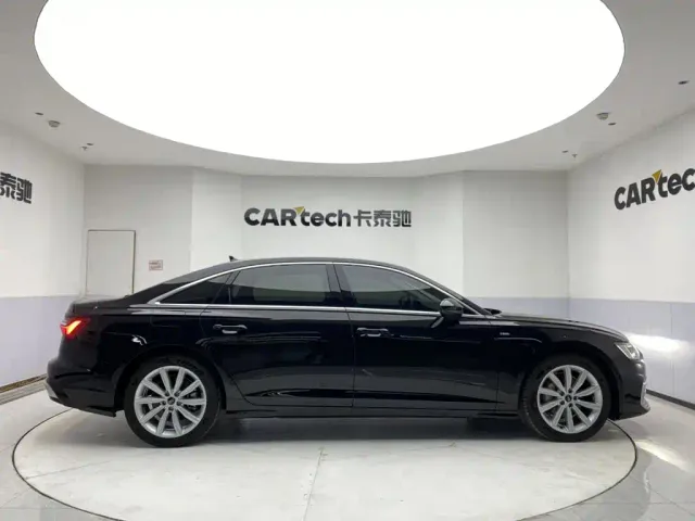 Audi A6L — Фото автомобиля 4